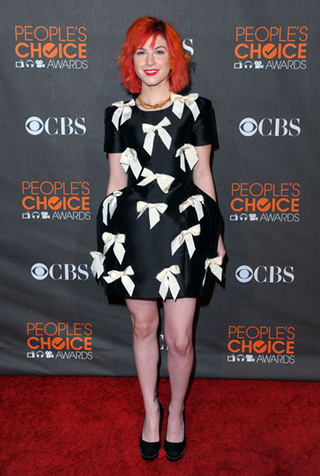 Illustration for article titled Who Chose... Poorly At The People's Choice Awards? (The Bad!)